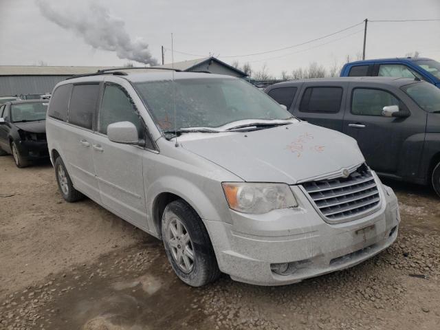 Photo 3 VIN: 2A4RR5D15AR221365 - CHRYSLER TOWN & COU 