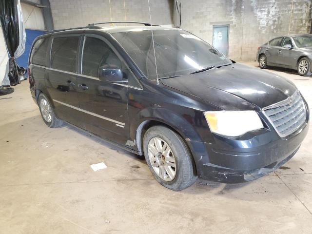 Photo 3 VIN: 2A4RR5D15AR286748 - CHRYSLER MINIVAN 