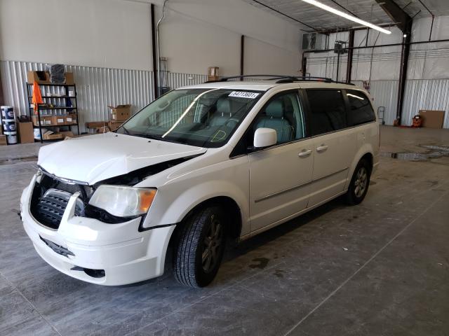 Photo 1 VIN: 2A4RR5D15AR305458 - CHRYSLER TOWN &AMP COU 