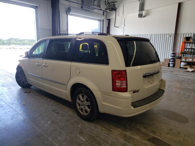 Photo 2 VIN: 2A4RR5D15AR305458 - CHRYSLER TOWN &AMP COU 