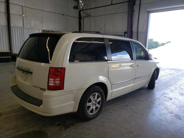 Photo 3 VIN: 2A4RR5D15AR305458 - CHRYSLER TOWN &AMP COU 