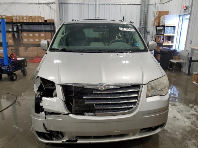 Photo 4 VIN: 2A4RR5D15AR328920 - CHRYSLER MINIVAN 