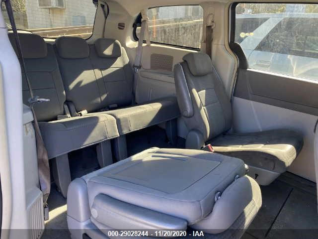 Photo 7 VIN: 2A4RR5D15AR336953 - CHRYSLER TOWN & COUNTRY 