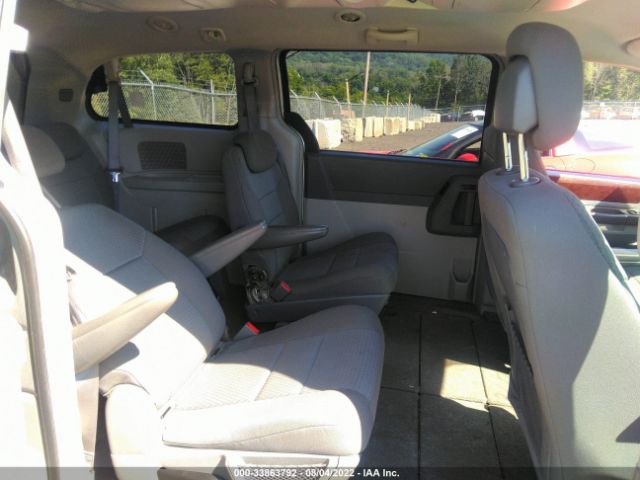 Photo 7 VIN: 2A4RR5D15AR414194 - CHRYSLER TOWN & COUNTRY 