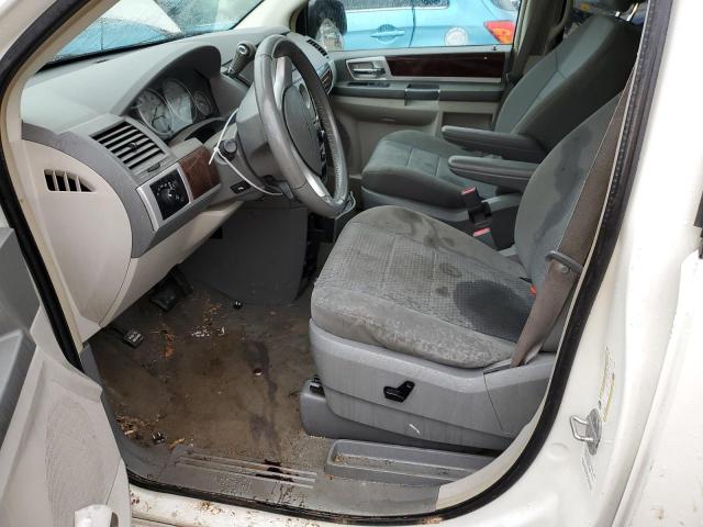 Photo 6 VIN: 2A4RR5D15AR432047 - CHRYSLER TOWN & COU 