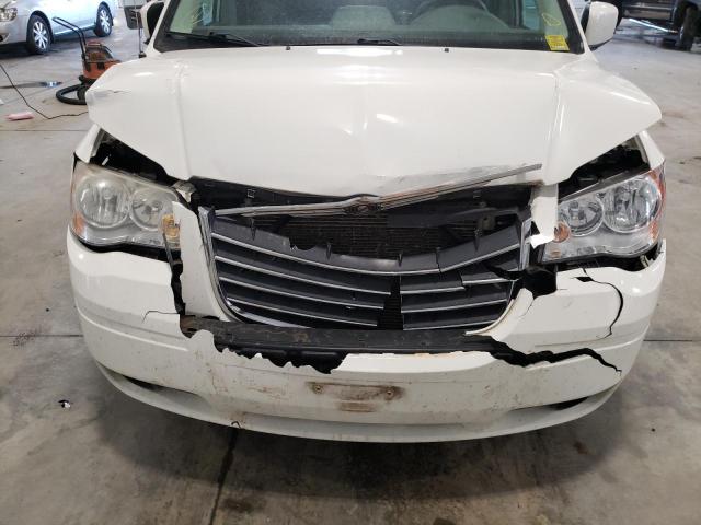 Photo 8 VIN: 2A4RR5D15AR432629 - CHRYSLER TOWN &AMP COU 