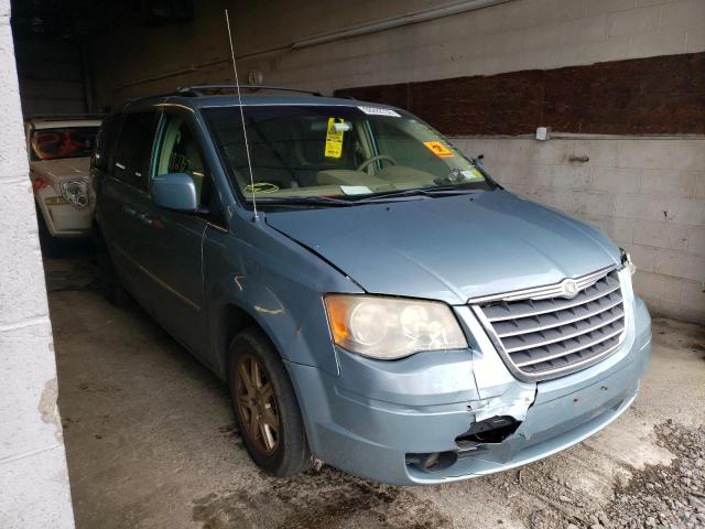 Photo 0 VIN: 2A4RR5D15AR493012 - CHRYSLER TOWN & COU 