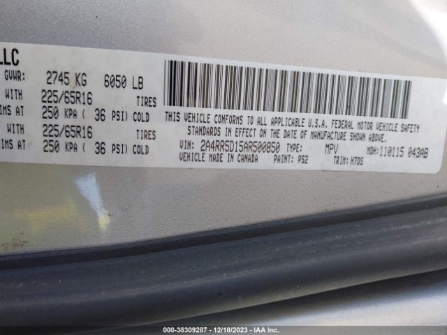 Photo 8 VIN: 2A4RR5D15AR500850 - CHRYSLER TOWN & COUNTRY 