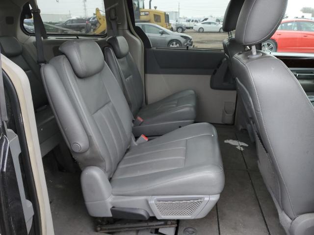 Photo 10 VIN: 2A4RR5D16AR126667 - CHRYSLER TOWN & COU 