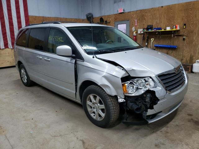 Photo 0 VIN: 2A4RR5D16AR128998 - CHRYSLER TOWN & COU 