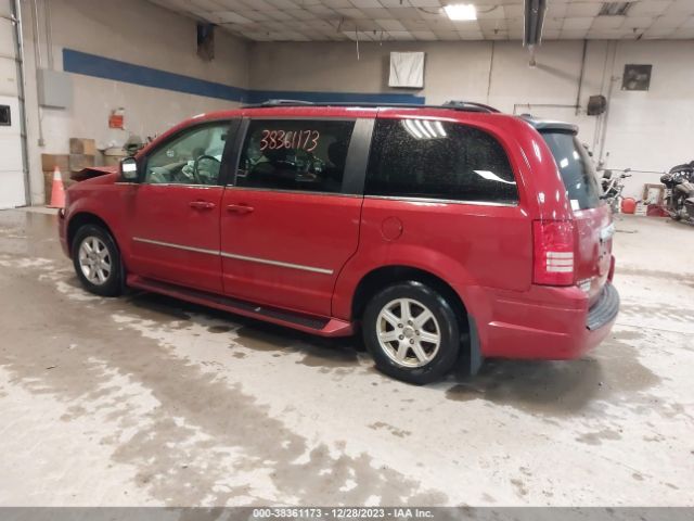 Photo 2 VIN: 2A4RR5D16AR141184 - CHRYSLER TOWN & COUNTRY 