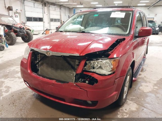 Photo 5 VIN: 2A4RR5D16AR141184 - CHRYSLER TOWN & COUNTRY 