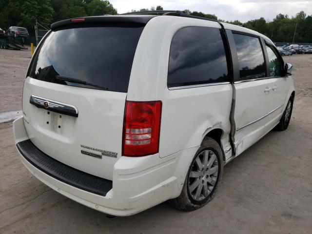 Photo 3 VIN: 2A4RR5D16AR152279 - CHRYSLER TOWN & COU 