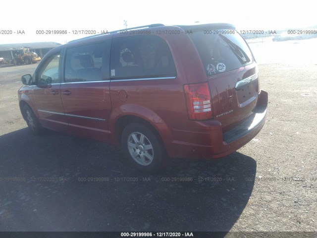 Photo 2 VIN: 2A4RR5D16AR170135 - CHRYSLER TOWN & COUNTRY 