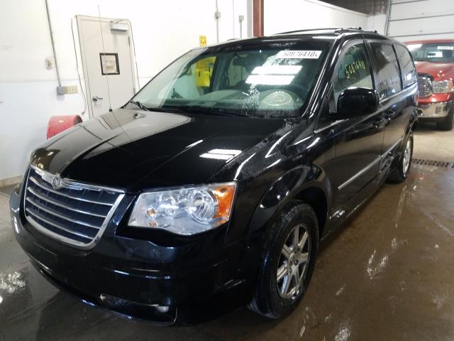 Photo 1 VIN: 2A4RR5D16AR188313 - CHRYSLER TOWN & COU 