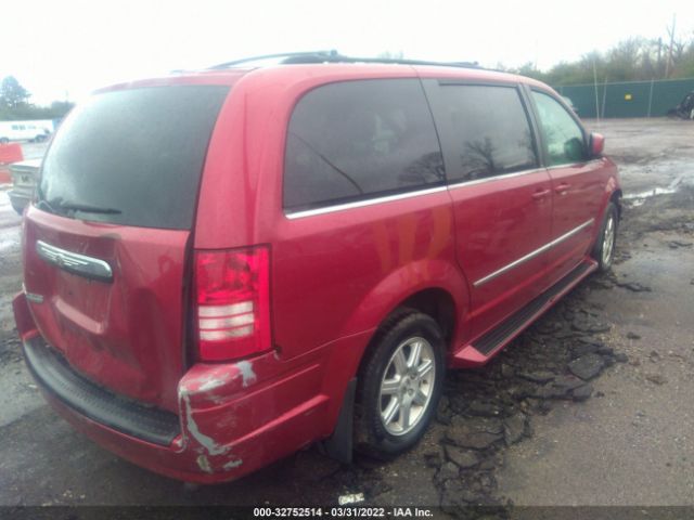 Photo 3 VIN: 2A4RR5D16AR188635 - CHRYSLER TOWN & COUNTRY 