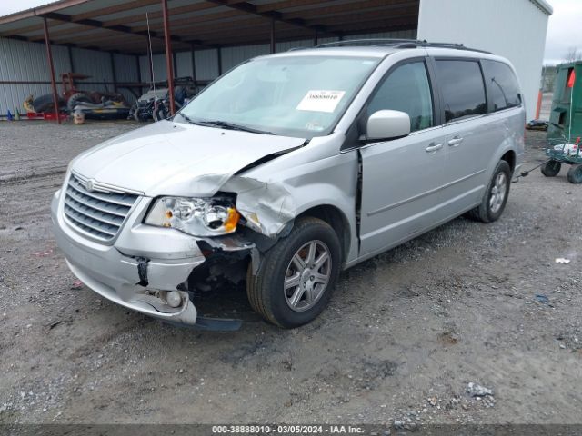 Photo 1 VIN: 2A4RR5D16AR271739 - CHRYSLER TOWN & COUNTRY 