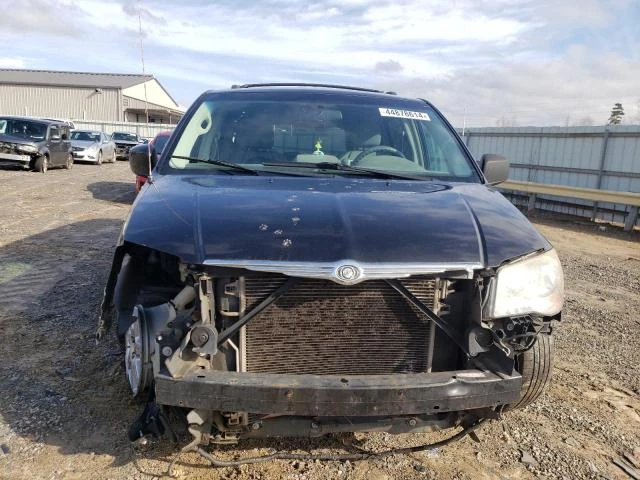 Photo 4 VIN: 2A4RR5D16AR289237 - CHRYSLER TOWN & COU 