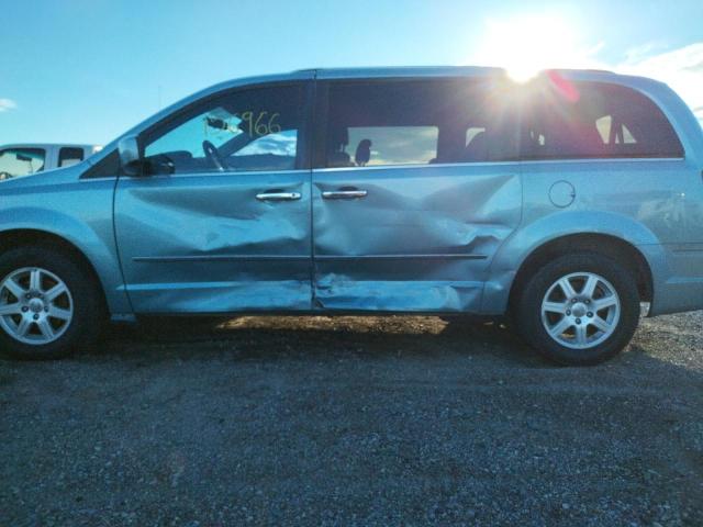 Photo 8 VIN: 2A4RR5D16AR308692 - CHRYSLER TOWN & COU 