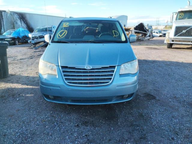 Photo 9 VIN: 2A4RR5D16AR308692 - CHRYSLER TOWN & COU 