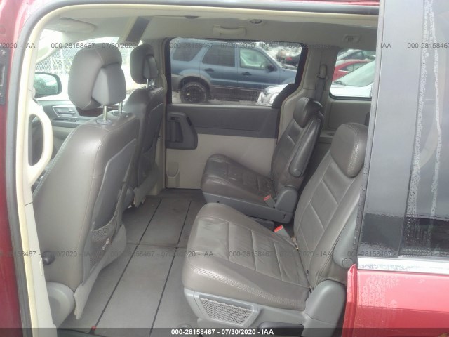 Photo 7 VIN: 2A4RR5D16AR323922 - CHRYSLER TOWN & COUNTRY 