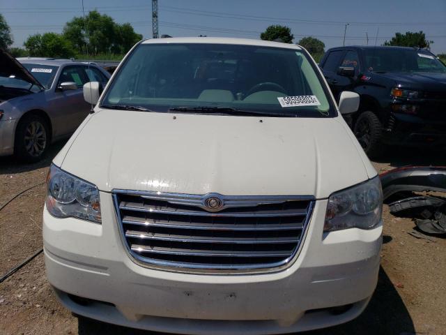 Photo 4 VIN: 2A4RR5D16AR347685 - CHRYSLER TOWN & COU 