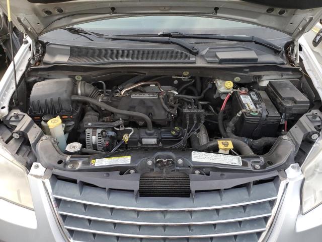 Photo 11 VIN: 2A4RR5D16AR369752 - CHRYSLER MINIVAN 