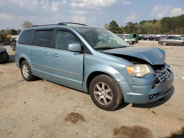 Photo 3 VIN: 2A4RR5D16AR413863 - CHRYSLER TOWN & COU 