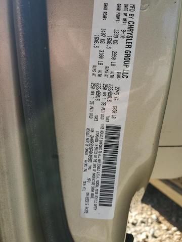 Photo 12 VIN: 2A4RR5D16AR449889 - CHRYSLER TOWN & COU 