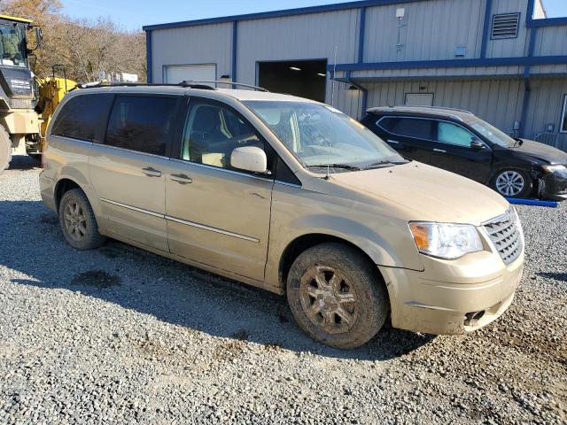 Photo 3 VIN: 2A4RR5D16AR449889 - CHRYSLER TOWN & COU 