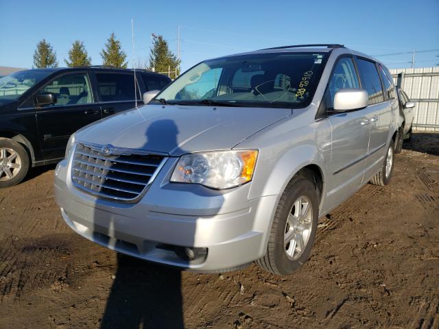 Photo 1 VIN: 2A4RR5D17AR104550 - CHRYSLER TOWN & COU 