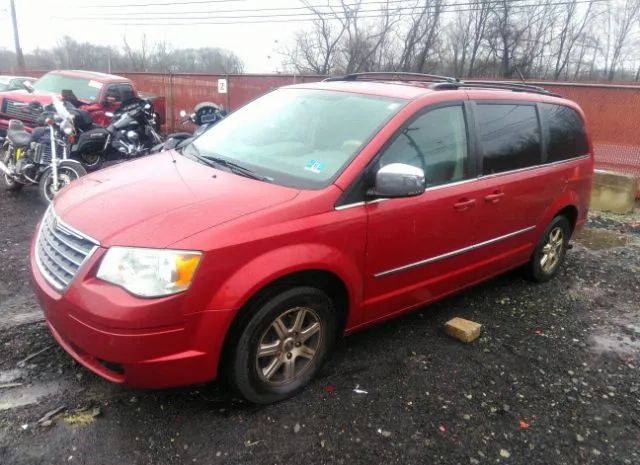 Photo 1 VIN: 2A4RR5D17AR105052 - CHRYSLER TOWN & COUNTRY 