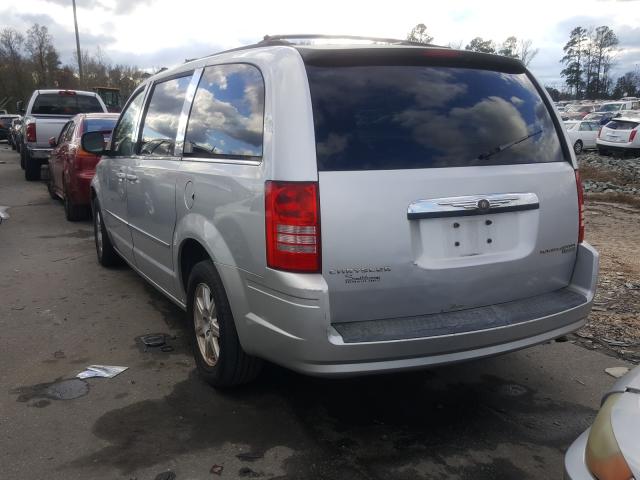 Photo 2 VIN: 2A4RR5D17AR109554 - CHRYSLER TOWN & COU 