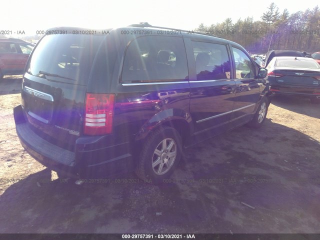 Photo 3 VIN: 2A4RR5D17AR162612 - CHRYSLER TOWN & COUNTRY 