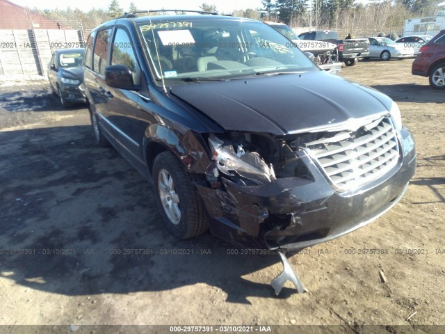 Photo 5 VIN: 2A4RR5D17AR162612 - CHRYSLER TOWN & COUNTRY 