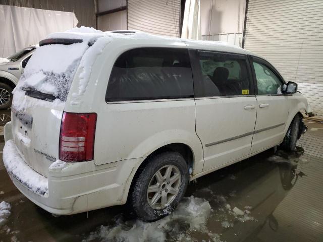 Photo 2 VIN: 2A4RR5D17AR178423 - CHRYSLER TOWN & COU 