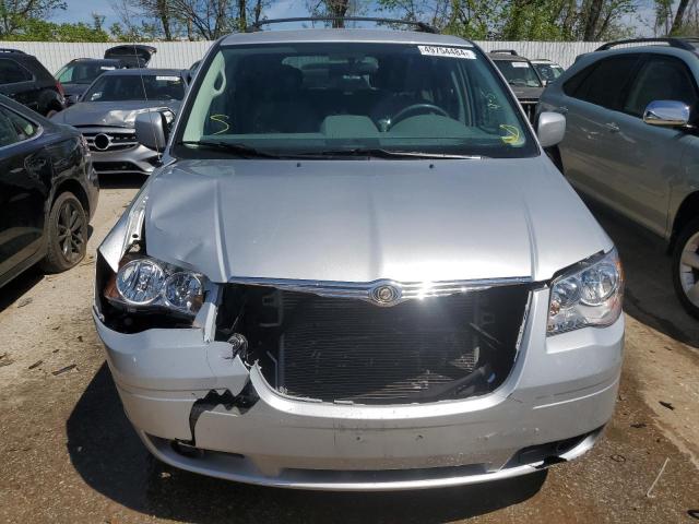 Photo 4 VIN: 2A4RR5D17AR200775 - CHRYSLER MINIVAN 