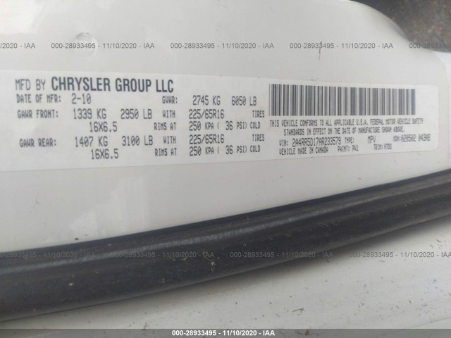 Photo 8 VIN: 2A4RR5D17AR233579 - CHRYSLER TOWN & COUNTRY 