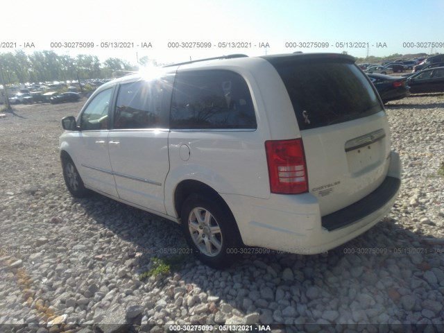 Photo 2 VIN: 2A4RR5D17AR260412 - CHRYSLER TOWN & COUNTRY 