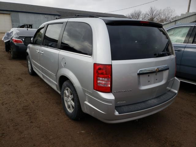 Photo 2 VIN: 2A4RR5D17AR299601 - CHRYSLER TOWN &AMP COU 