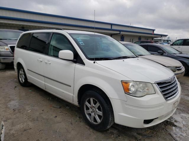 Photo 0 VIN: 2A4RR5D17AR305672 - CHRYSLER TOWN &AMP COU 