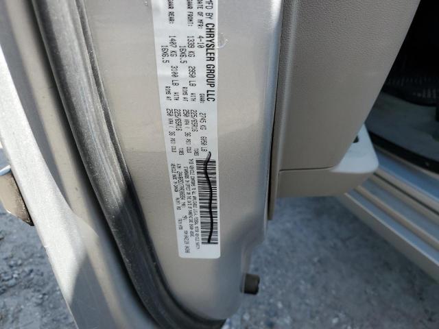 Photo 11 VIN: 2A4RR5D17AR306854 - CHRYSLER MINIVAN 