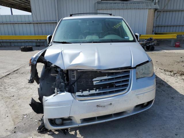 Photo 4 VIN: 2A4RR5D17AR306854 - CHRYSLER MINIVAN 