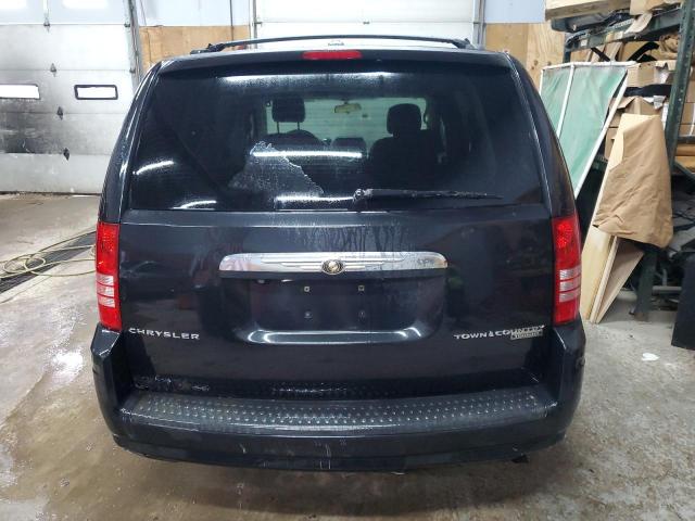 Photo 5 VIN: 2A4RR5D17AR337912 - CHRYSLER TOWN & COU 