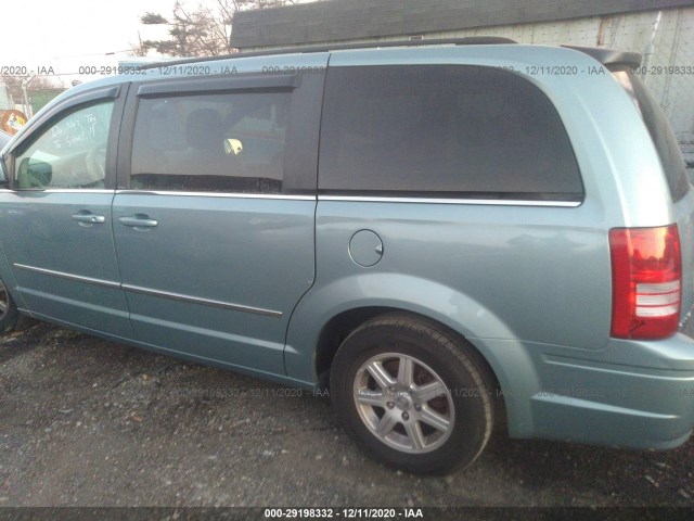 Photo 5 VIN: 2A4RR5D17AR348036 - CHRYSLER TOWN & COUNTRY 