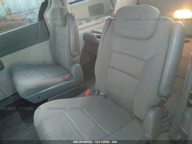 Photo 7 VIN: 2A4RR5D17AR348036 - CHRYSLER TOWN & COUNTRY 