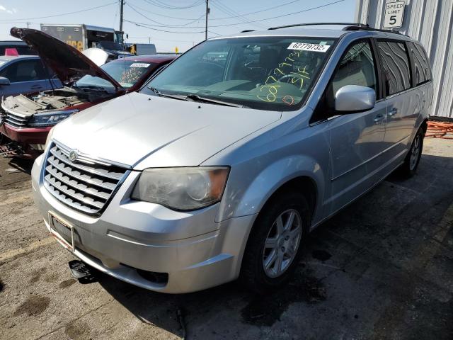 Photo 1 VIN: 2A4RR5D17AR373325 - CHRYSLER TOWN & COU 