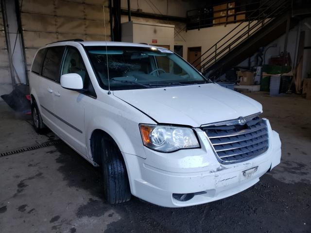 Photo 0 VIN: 2A4RR5D17AR432308 - CHRYSLER TOWN & COU 