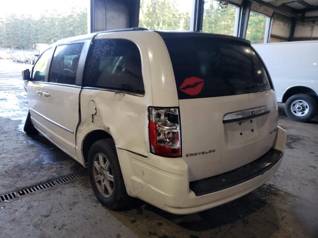 Photo 2 VIN: 2A4RR5D17AR432308 - CHRYSLER TOWN & COU 