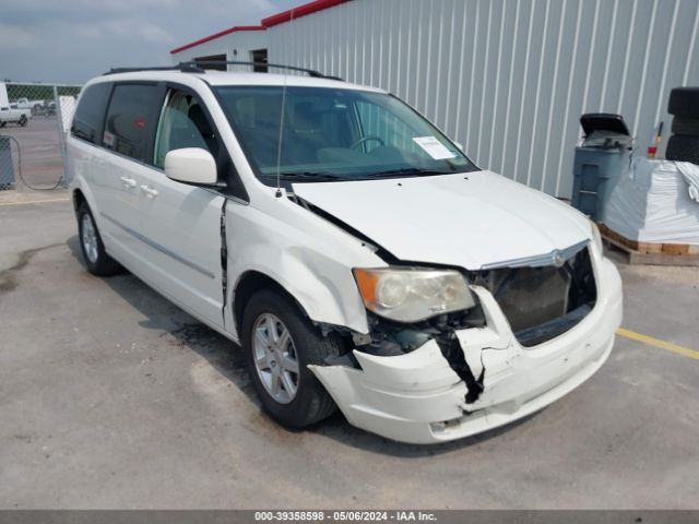 Photo 0 VIN: 2A4RR5D17AR460965 - CHRYSLER TOWN & COUNTRY 